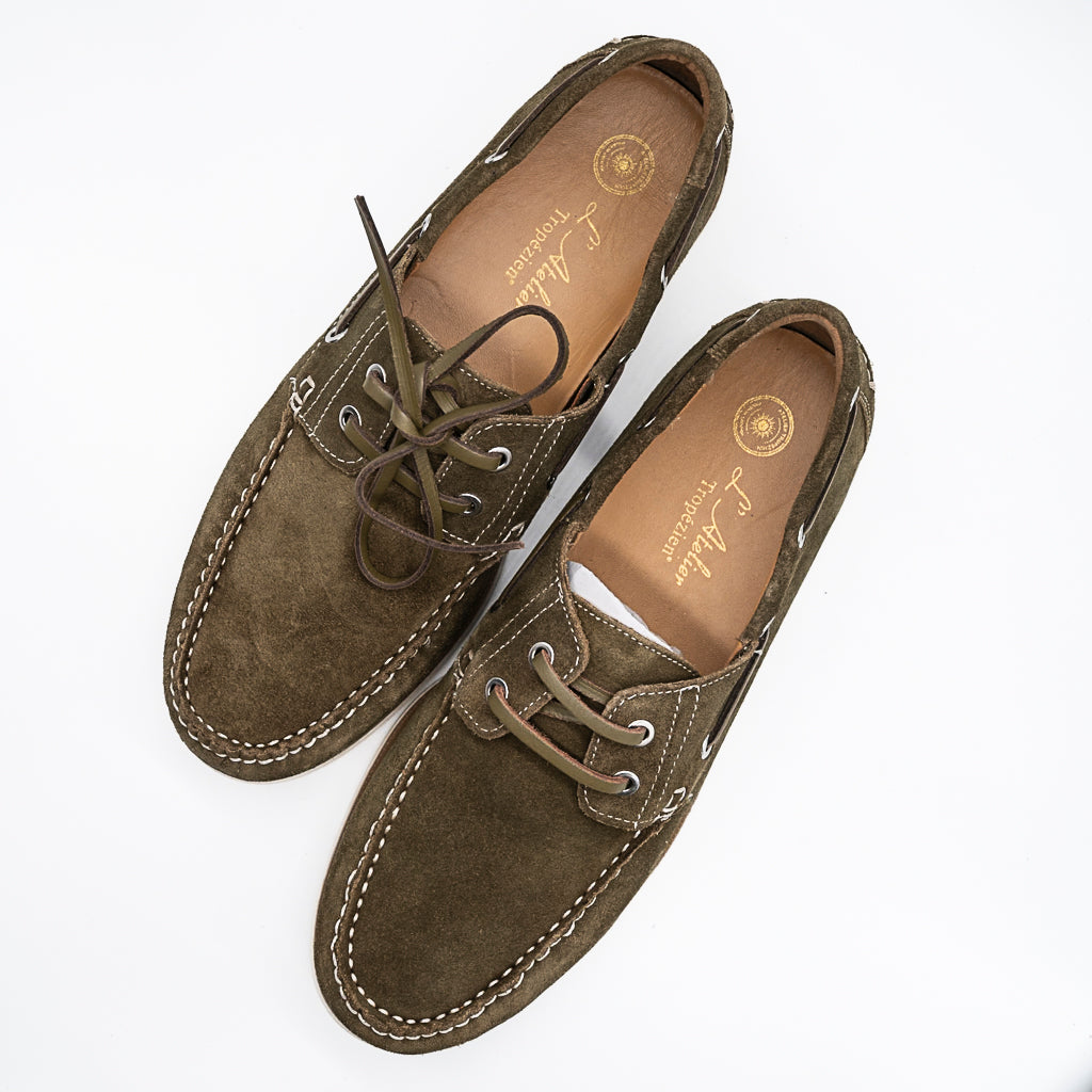 Bateaux Hugo Olive  ATELIER TROPEZIEN
